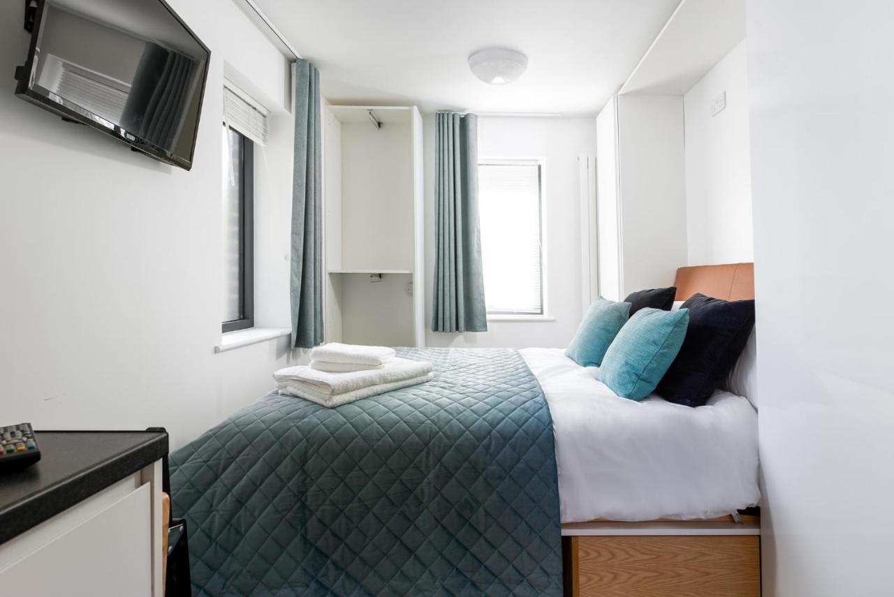 Queen'S Drive Aparthotel Londra Dış mekan fotoğraf
