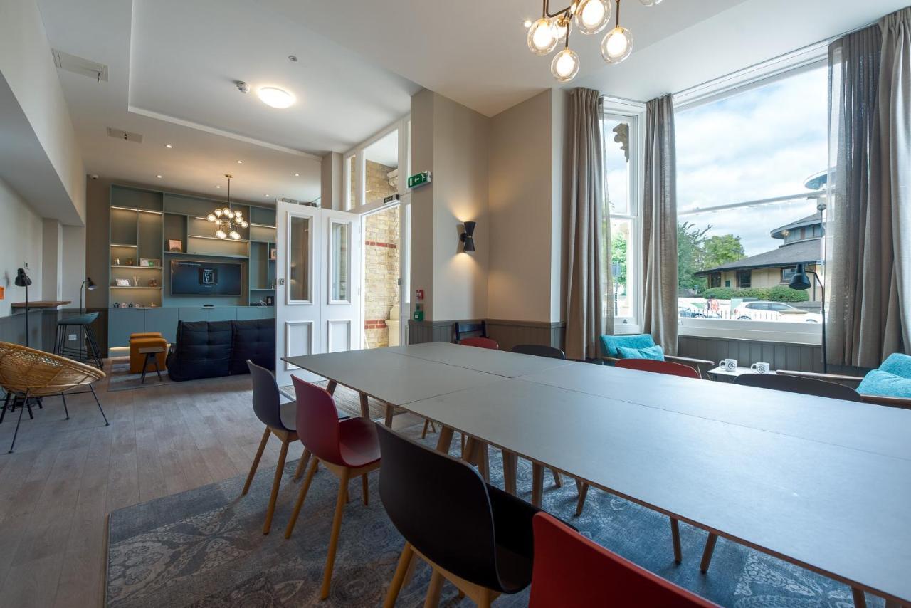 Queen'S Drive Aparthotel Londra Dış mekan fotoğraf